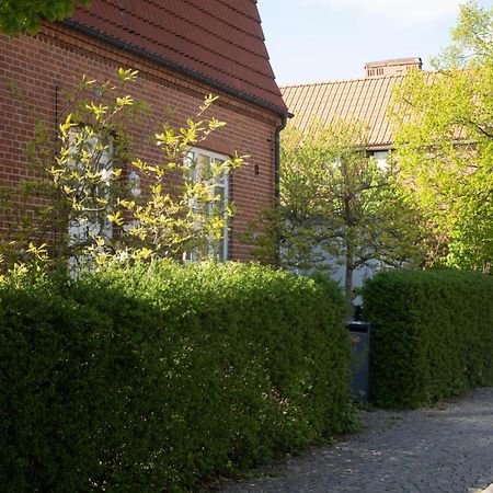 The Garden House Apartment Lund Bagian luar foto