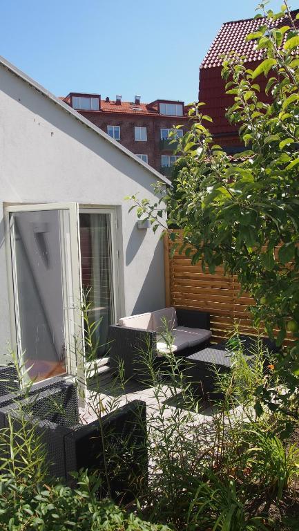 The Garden House Apartment Lund Bagian luar foto